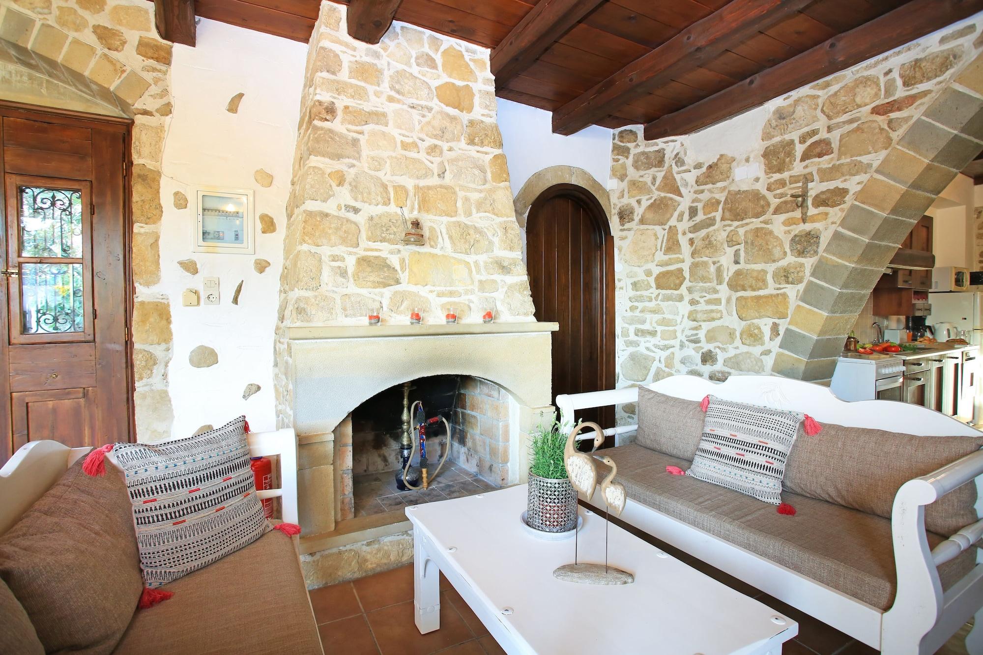 Villa Kamilari Exteriör bild